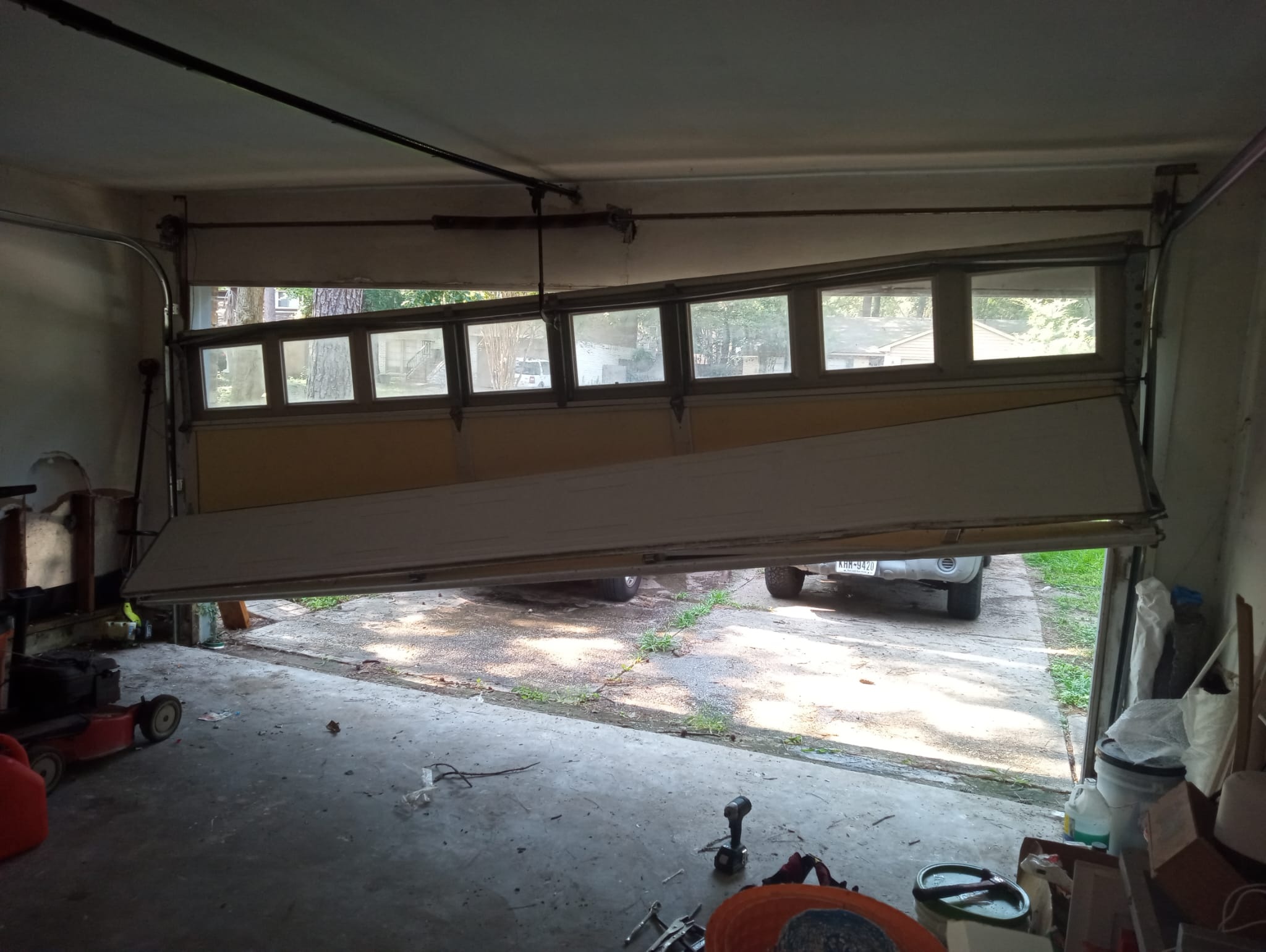 Emergency Garage Door Spring Repair Katy TX - 24/7 Service | 60-Min Response - Lemus Garage Door Services Katy TX