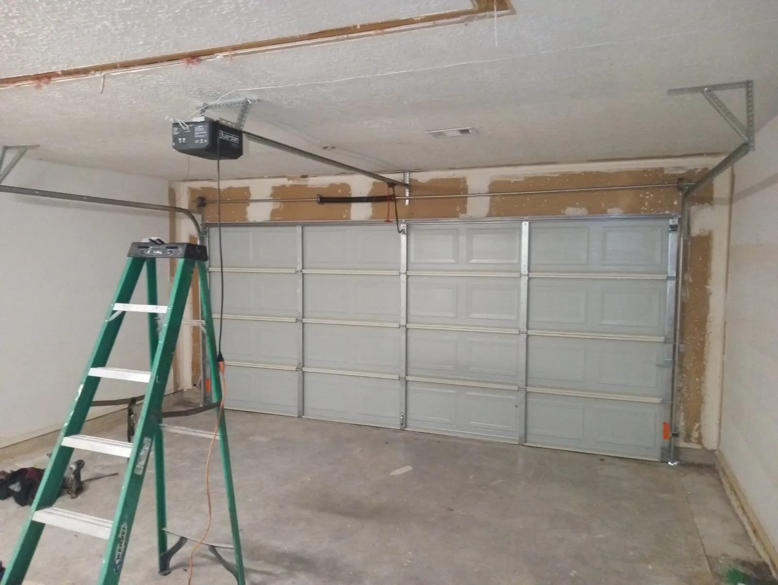 Garage Door Opener Repair & Installation in Tomball, TX - Lemus Garage Door Services Katy TX