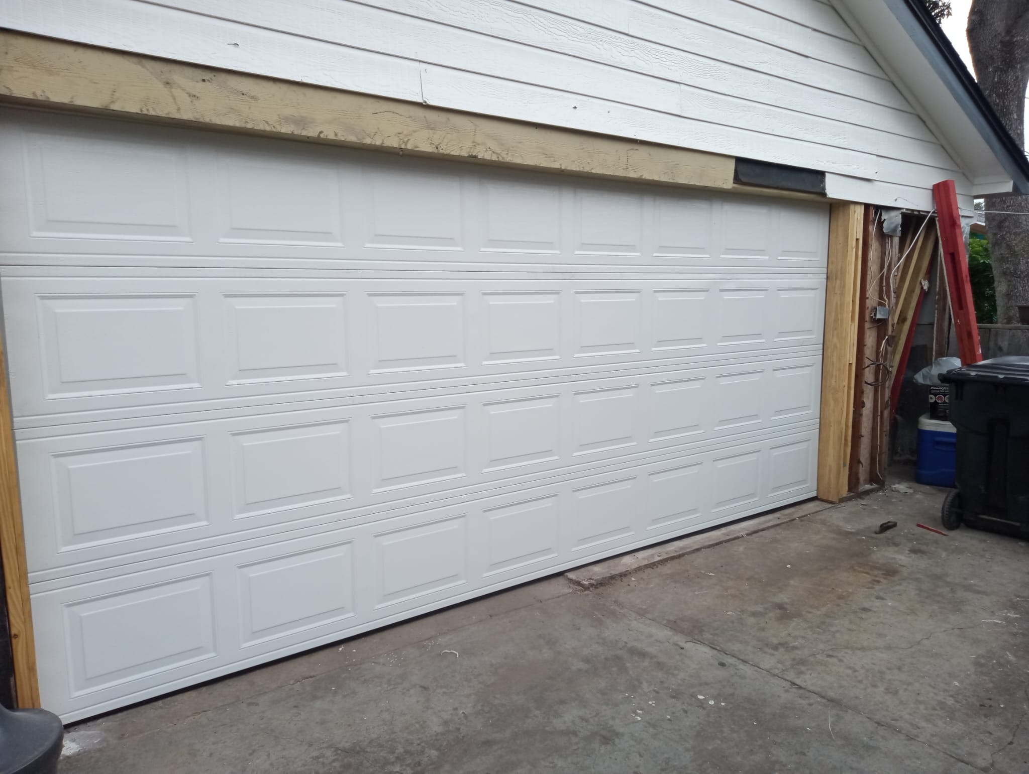 Expert Torsion Spring Repair in Katy, TX - Same-Day Service - Lemus Garage Door Services Katy TX